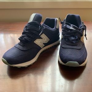 Men’s New Balance sneakers - never worn